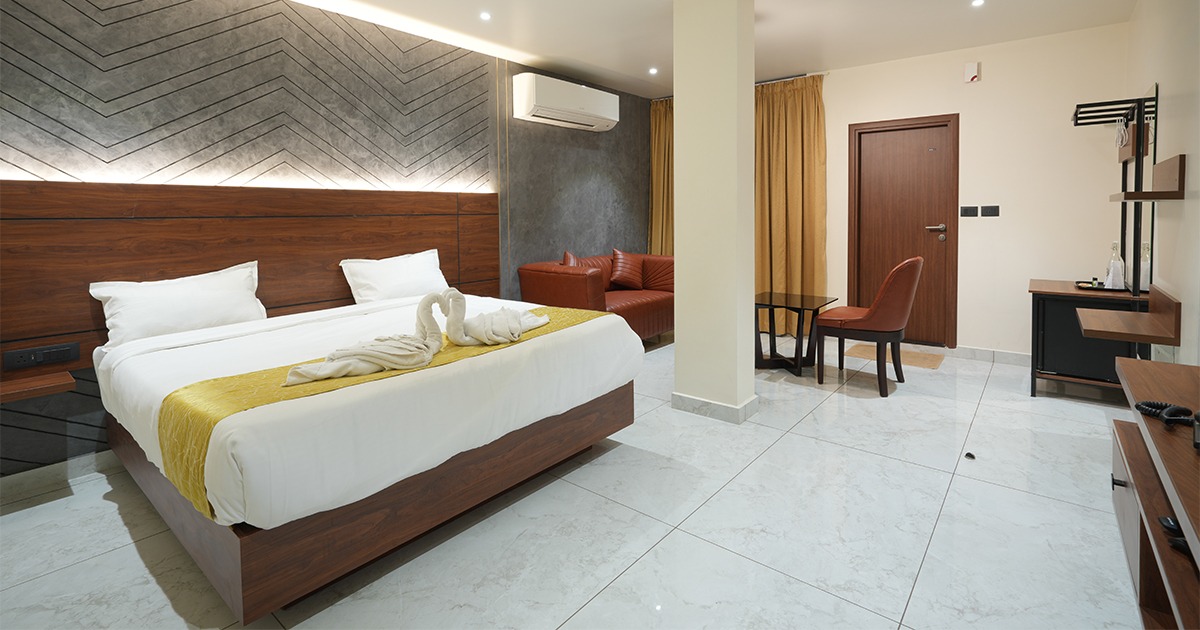 budget hotels in Adimali